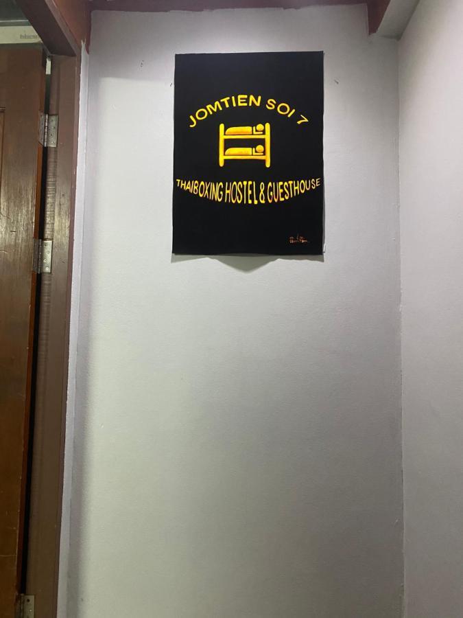Jomtien Beach Hostel & Guesthouse Esterno foto